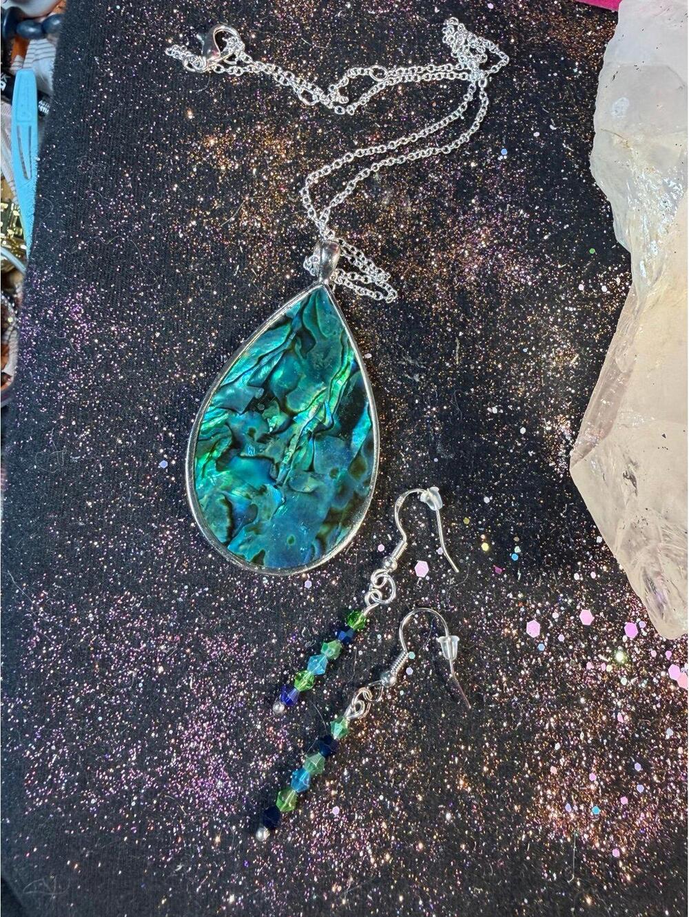 Necklace-Abalone shell teardrop pendant and beaded drop earrings silver tone 18”